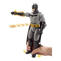 Boneco Batman Figura Articulada 30 Cm Dc Comics Lança Disco