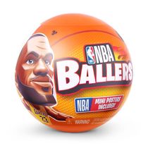 5 Surprise Nba Ballers Mini Brands - Contém: um pôster do jogador, uma miniatura de basquete e duas surpresas épicas.