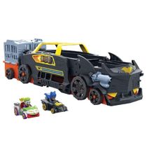 Hot Wheels RacerVerse Pista Batman Transformer -Mattel