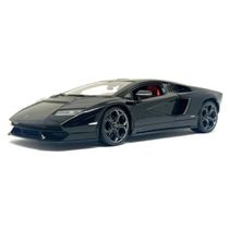 Miniatura Carro Lamborghini Countach Lpi 800-4 1/18 Preto Maisto 31459