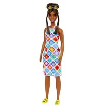 Boneca Barbie Fashionistas Negra Oculos Amarelo 210 Mattel