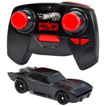 Batmóvel de Controle Remoto em Escala 1:64, Anda em Todas as Superfícies, Hot Wheels, Batman, Preto