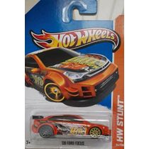 Hot Wheels Stunt - ? Ford Focus
