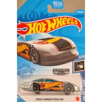 Hot Wheels Race Team - Dodge Charger Stock Car (ZAMAC)