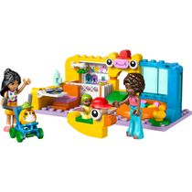 LEGO® Friends - Sala de jogos da irmãzinha de Aliya