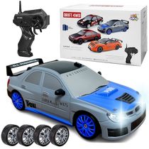 Carrinho Subaru de Corrida Controle Drift 4x4 Recarregável 1:24 com 4 Rodas Extras