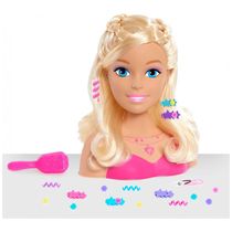 Boneca Fashionistas com 20 Acessórios de Cabelo para Crianças de 3 a 8 Anos, BARBIE 62538, Rosa