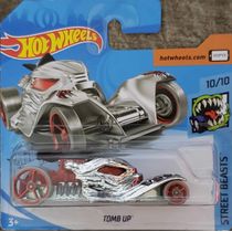 *Embalagem danificada* Hot Wheels Street Beasts - Tomb Up
