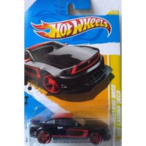 Hot Wheels Premiere - 2012 Mustang Boss 302 Laguna Seca