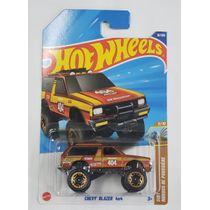 Hot Wheels Dirt - Chevy Blazer 4x4